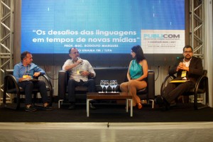 Às 17 horas, aconteceu o debate “Os desafios das linguagens em tempos de novas mídias”, com o blogueiro Jeso Carneiro, o jornalista Antônio Carlos Pimentel, a repórter da Rede Record Vanessa Libório e o Diretor da Rádio Unama e assessor do TJE, Rodolfo Marques. FOTO: RODOLFO OLIVEIRA / AG. PARÁ DATA: 02.05.2016 BELÉM - PARÁ